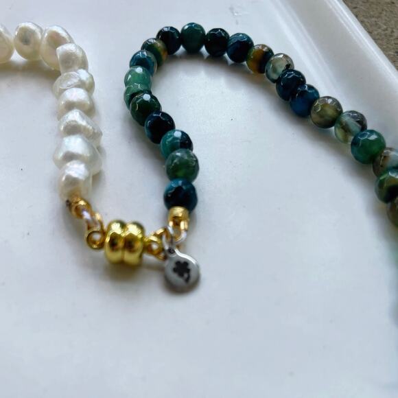 NWT, Artisan Crafted, Freshwater Pearl & Teal Stone Necklace, 19" Magnetic Clasp - Picture 3 of 5